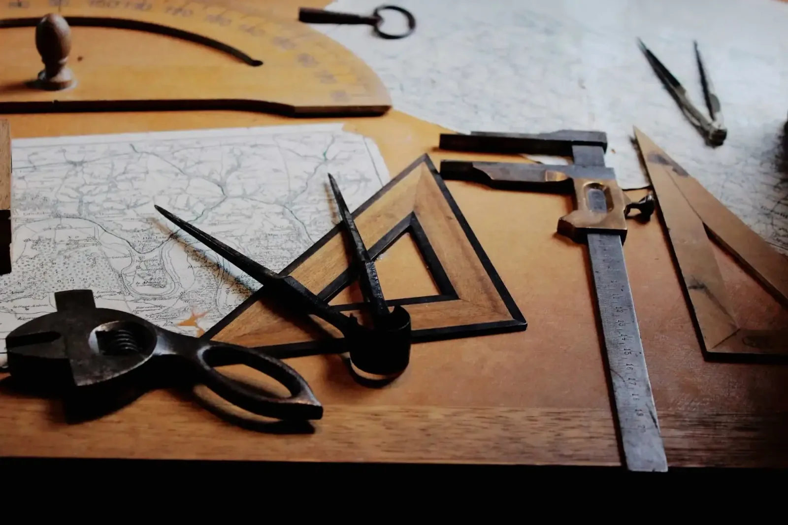 Measuring tools — Photo by Fleur on Unsplash